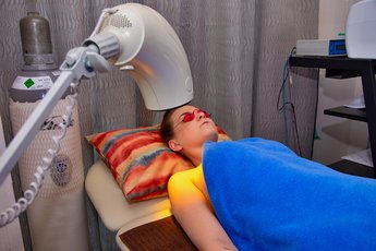 Biolamp light therapy